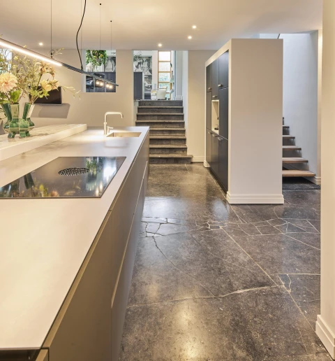 B-Covered_VSL_3511-V2