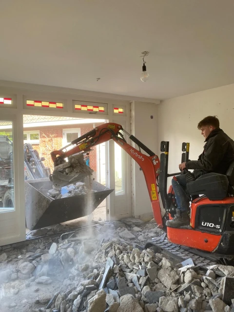 899b7c34-5266-40f9-8025-17a97332e655 2