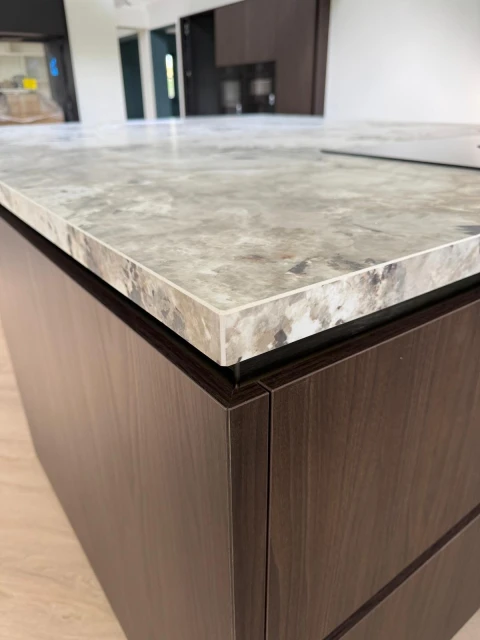 caed142c-c008-4c77-aaed-20c0b390661a