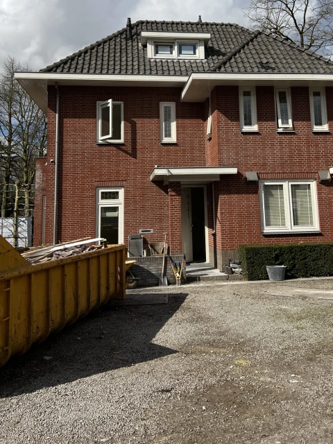 VOOR-2
